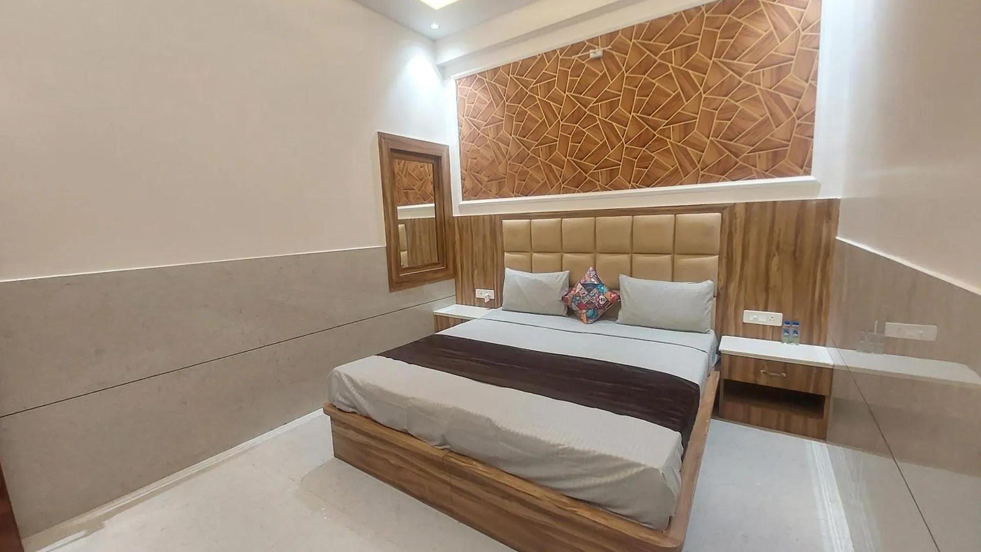 Apartament Taj Belleza Vista By Trippizo Agra  0*, Agra (Uttar Pradesh) Indie